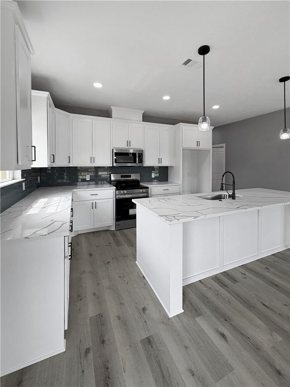 405 Martin Luther King Jr Street, Franklin, TX 77856 — photo 3