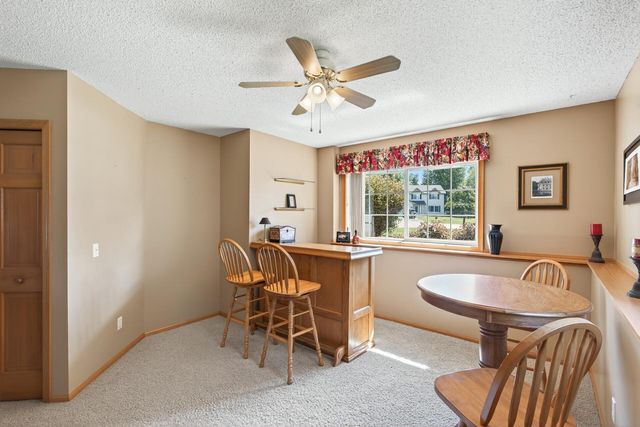 893 Marnie Circle S, Maplewood, MN 55119