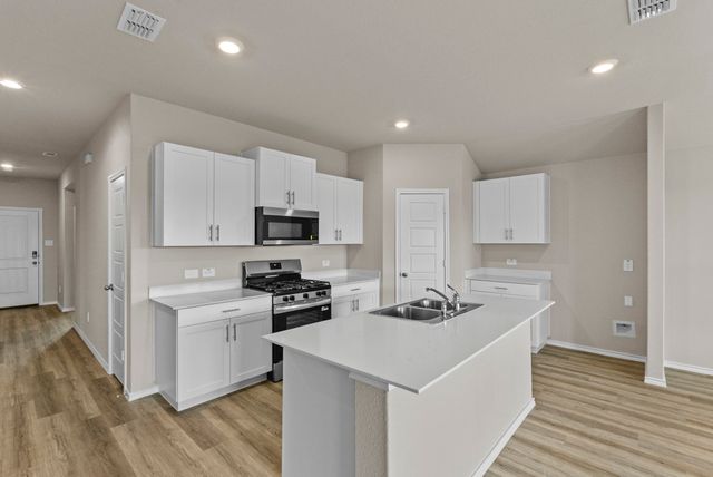 4233 Trickling Creek Lane, Fort Worth, TX 76036