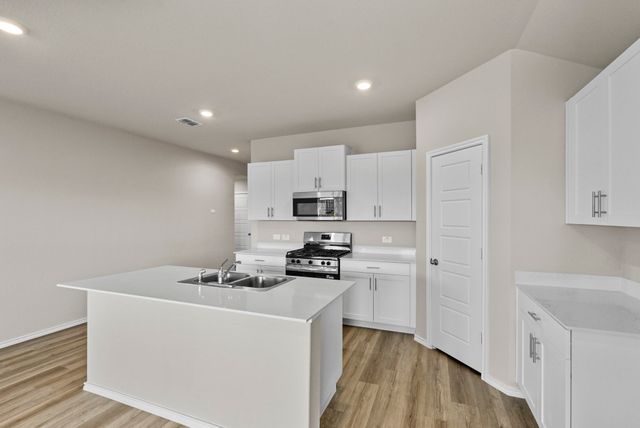 4233 Trickling Creek Lane, Fort Worth, TX 76036