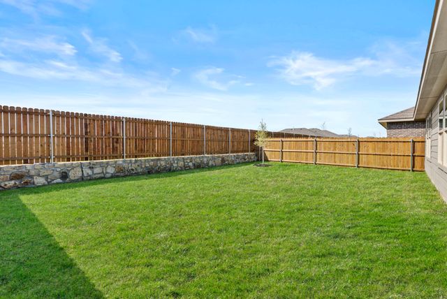 4233 Trickling Creek Lane, Fort Worth, TX 76036