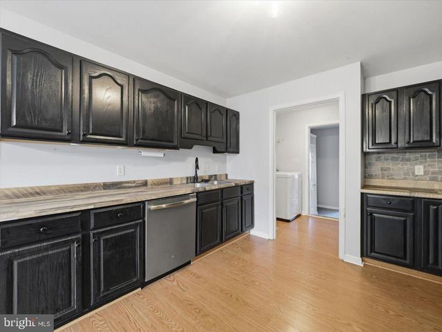 11470 NICOLE DR, Greencastle, PA 17225