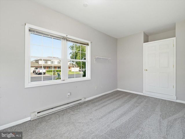 11470 NICOLE DR, Greencastle, PA 17225