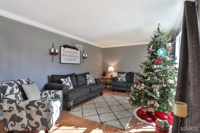 2422 Maple Crossing Drive, Wildwood, MO 63011