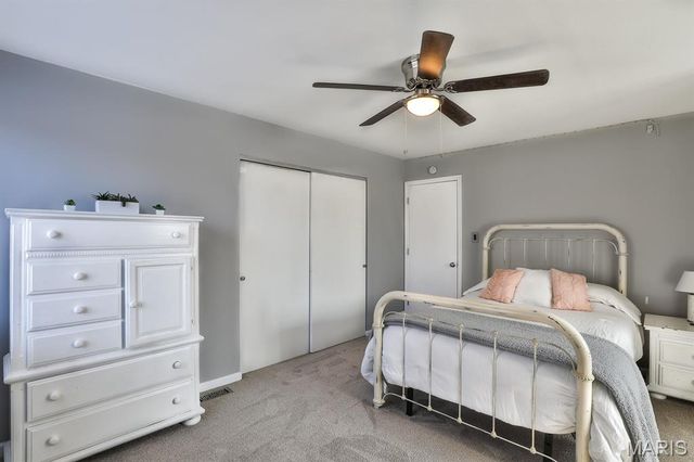 2422 Maple Crossing Drive, Wildwood, MO 63011