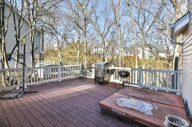 2422 Maple Crossing Drive, Wildwood, MO 63011