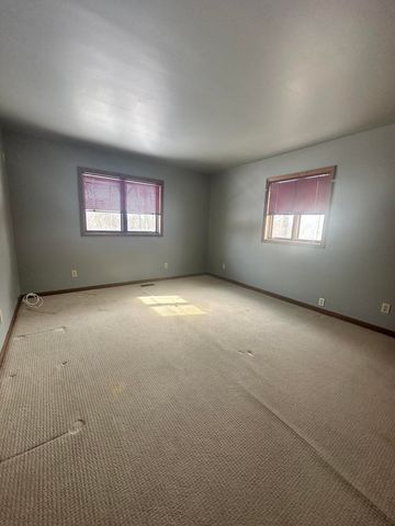 7551 Dobson Road, Jonesville, MI 49250