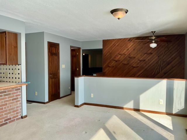 7551 Dobson Road, Jonesville, MI 49250