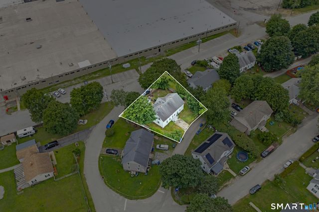 81-83 Community Avenue, Plainfield, CT 06374