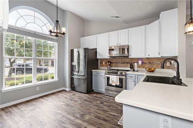 2109 Livingston ST, Suffolk, VA 23435