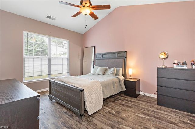 2109 Livingston ST, Suffolk, VA 23435
