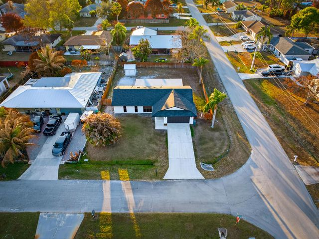 2202 SE Glover Street, Port St. Lucie, Port St Lucie, FL 34984