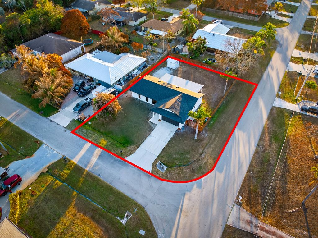 2202 SE Glover Street, Port St. Lucie, Port St Lucie, FL 34984