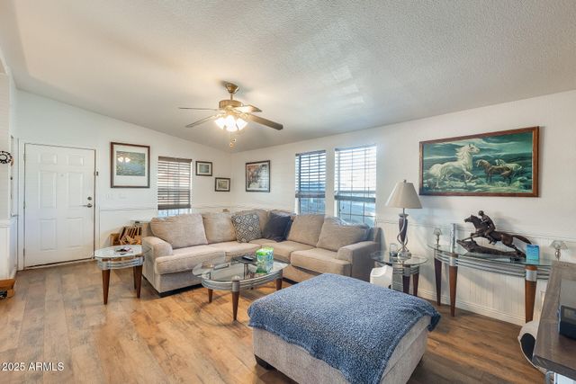 120 N VAL VISTA Drive 186, Mesa, AZ 85213