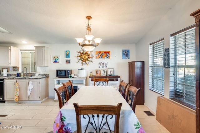 120 N VAL VISTA Drive 186, Mesa, AZ 85213