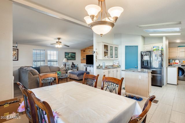 120 N VAL VISTA Drive 186, Mesa, AZ 85213