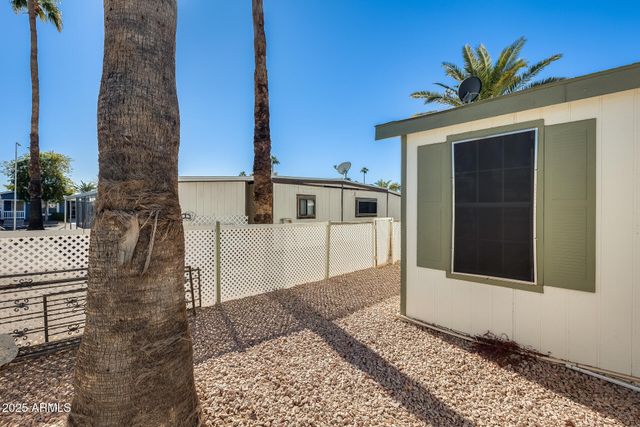 120 N VAL VISTA Drive 186, Mesa, AZ 85213