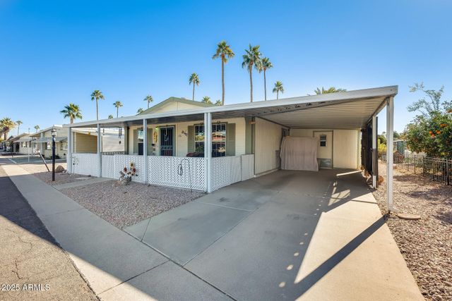 120 N VAL VISTA Drive 186, Mesa, AZ 85213