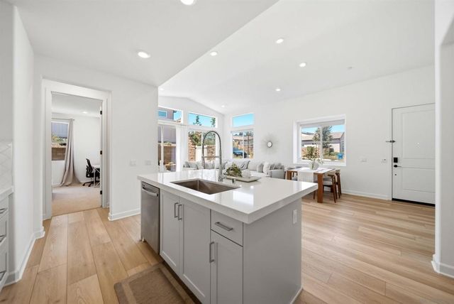 15159 Leia Way, San Diego, CA 92129