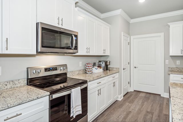 7607 Hatteras Drive, Navarre, FL 32566