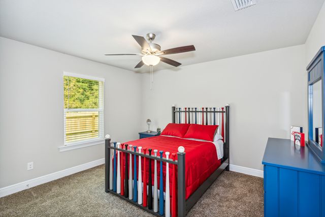7607 Hatteras Drive, Navarre, FL 32566
