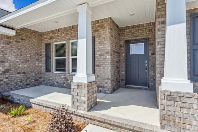 7607 Hatteras Drive, Navarre, FL 32566