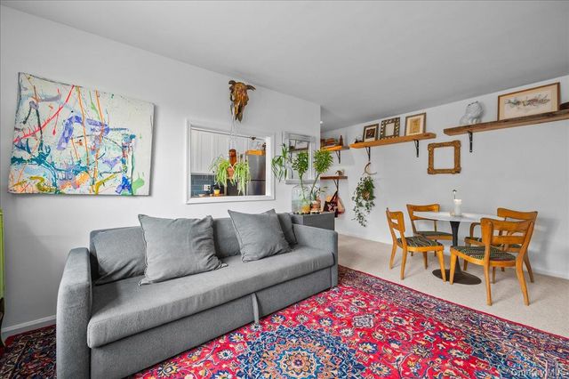 9 Bryant Crescent 2F, White Plains, NY 10605