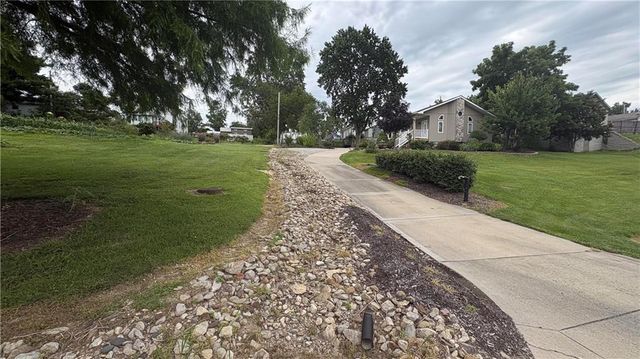 3227 Marsh Avenue, Kansas City, MO 64129