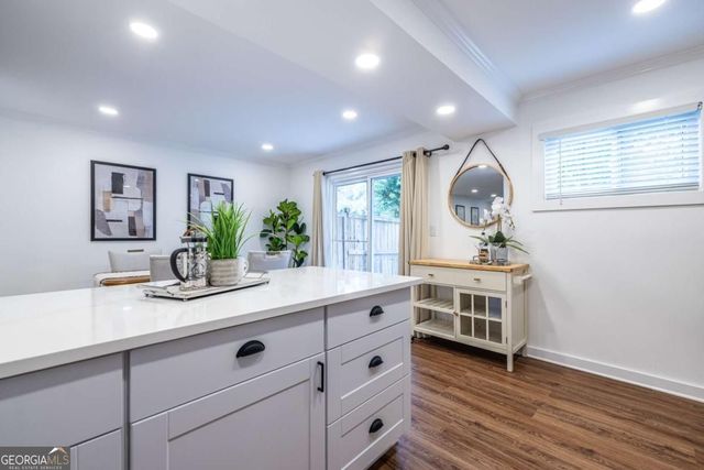 115 Biscayne Drive NW F10, Atlanta, GA 30309