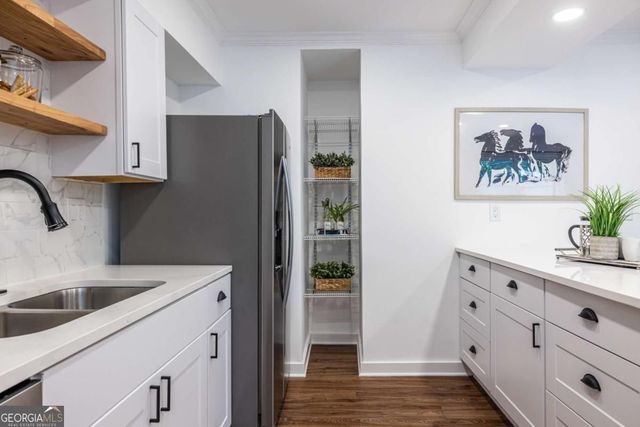 115 Biscayne Drive NW F10, Atlanta, GA 30309