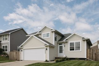 15423 Aurora Avenue, Urbandale, IA 50323