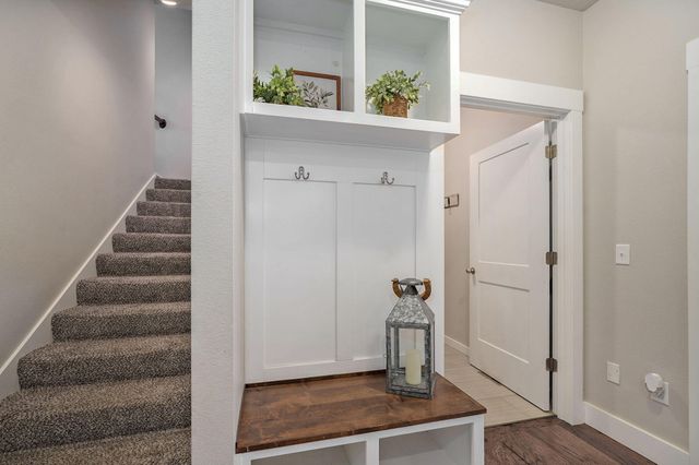 1419 N Rich Hill Circle, Nixa, MO 65714