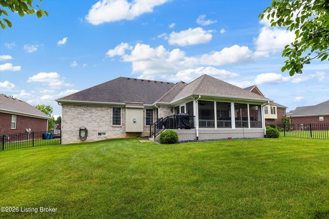 10407 Buzzman Dr, Louisville, KY 40291