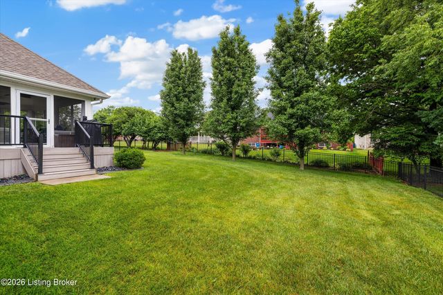 10407 Buzzman Dr, Louisville, KY 40291