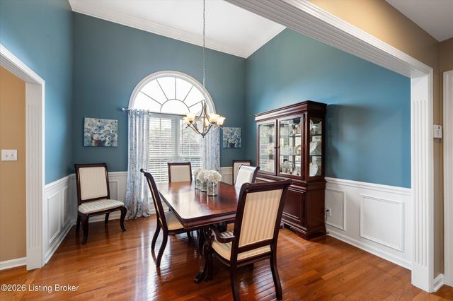 10407 Buzzman Dr, Louisville, KY 40291