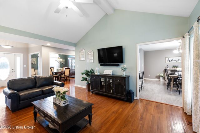 10407 Buzzman Dr, Louisville, KY 40291