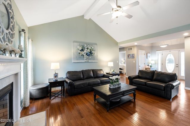 10407 Buzzman Dr, Louisville, KY 40291