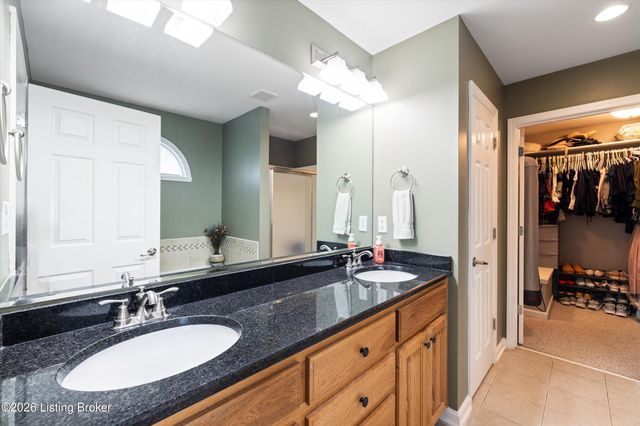 10407 Buzzman Dr, Louisville, KY 40291