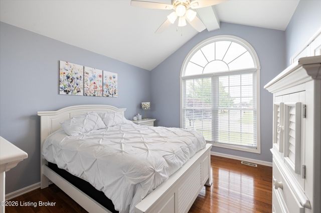 10407 Buzzman Dr, Louisville, KY 40291