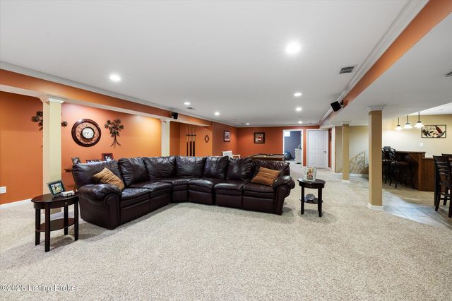 10407 Buzzman Dr, Louisville, KY 40291