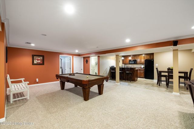 10407 Buzzman Dr, Louisville, KY 40291