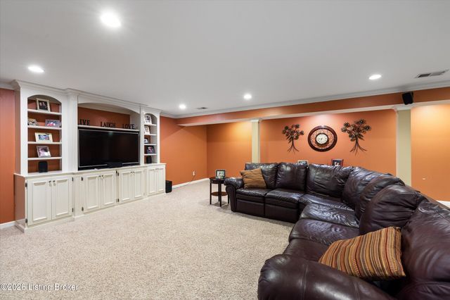 10407 Buzzman Dr, Louisville, KY 40291