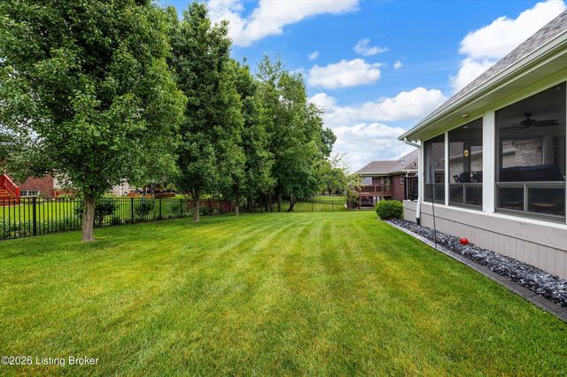 10407 Buzzman Dr, Louisville, KY 40291