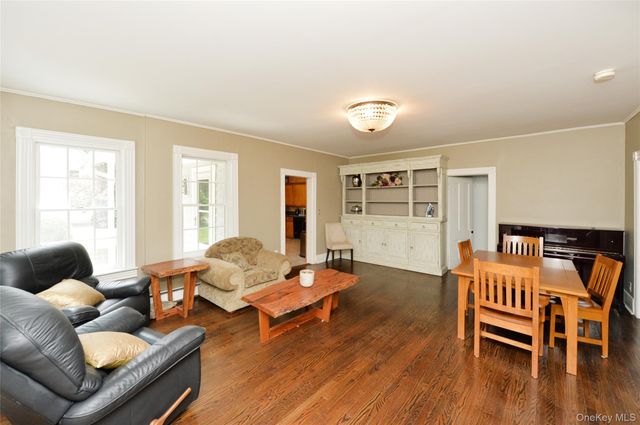 28 Montebello Road, Montebello, NY 10901