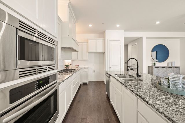 8854 Ice House Drive, North Richland Hills, TX 76180