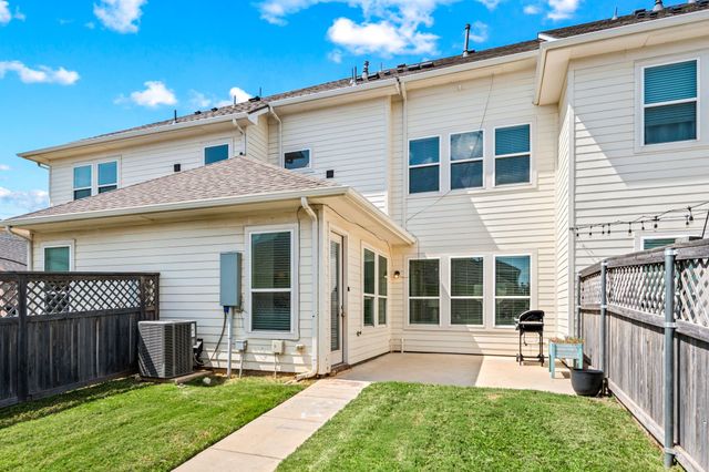 8854 Ice House Drive, North Richland Hills, TX 76180