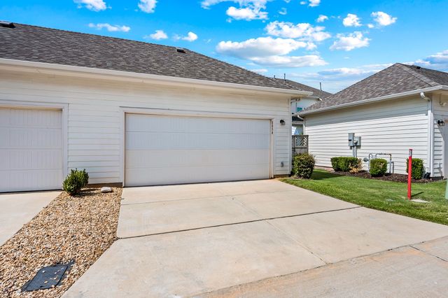 8854 Ice House Drive, North Richland Hills, TX 76180