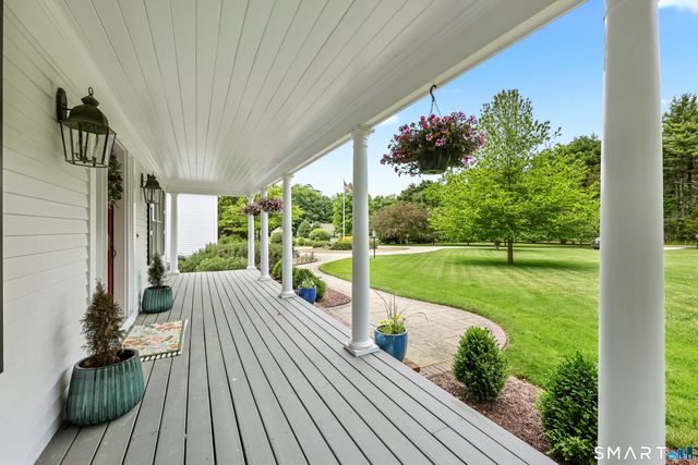207 Great Pond Road, Simsbury, CT 06070