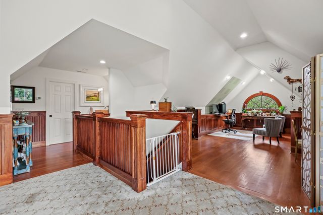 207 Great Pond Road, Simsbury, CT 06070