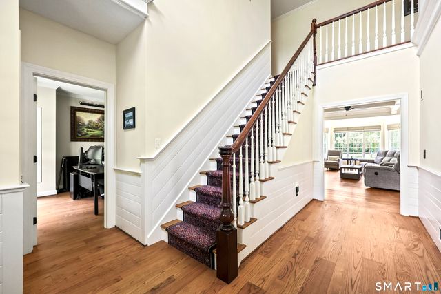 207 Great Pond Road, Simsbury, CT 06070